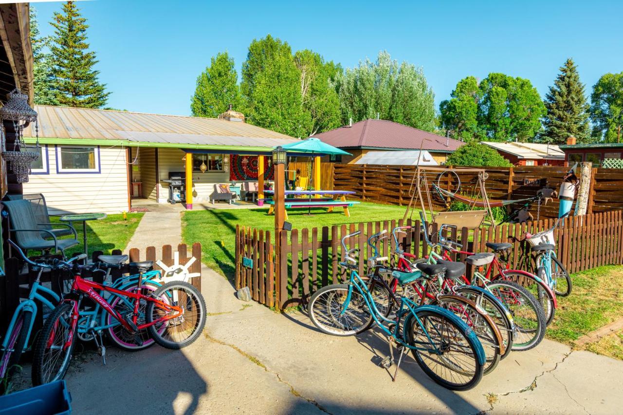 The Wanderlust Hostel Gunnison Exterior photo