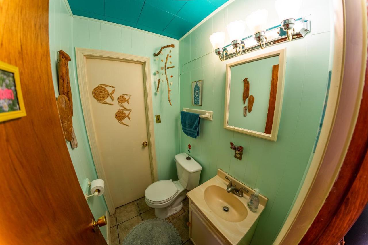 The Wanderlust Hostel Gunnison Exterior photo